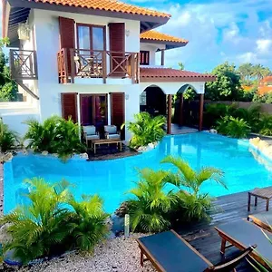Vakantiehuis Neue Tropic Paradise, Willemstad